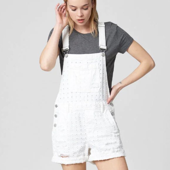 Blank NYC Eyelet Distressed Overall White Denim Eyes on you Shortall Shorts - Picture 1 of 10
